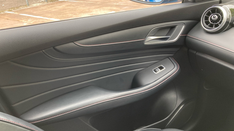 MG Hs 1.5 T-GDI Exclusive 5dr DCT Petrol Hatchback